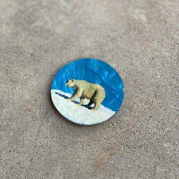 Hand Painted Polar Bear Painting on Shell - Picture 16 of 16